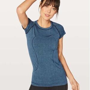 Lululemon Run: Swiftly Tech Short Sleeve Scoop Women’s 4 Blue Seamless AntiStink